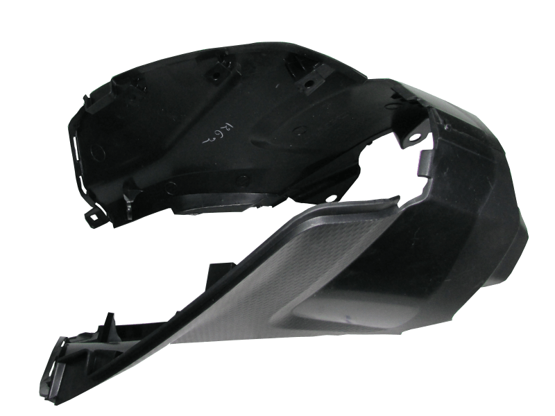 BAJAJ PULSAR RS200 UG YAKIT DEPO MUHAFAZA PLASTİĞİ ARKA TAKIM